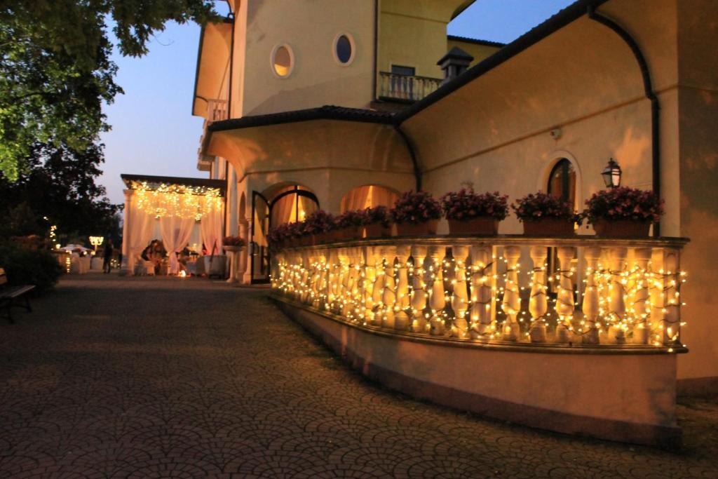Villa Belvedere 1849 Misano di Gera dʼAdda Eksteriør billede