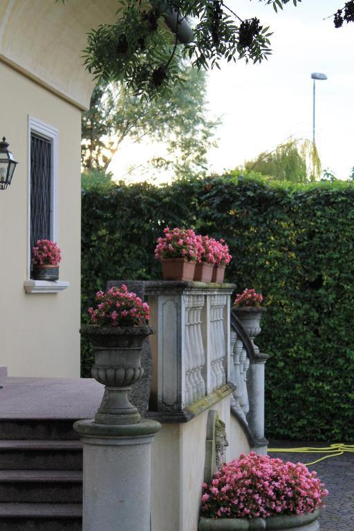 Villa Belvedere 1849 Misano di Gera dʼAdda Eksteriør billede