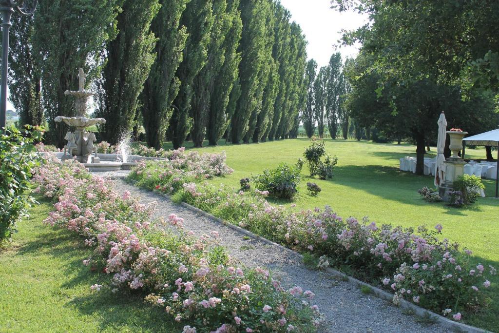 Villa Belvedere 1849 Misano di Gera dʼAdda Eksteriør billede