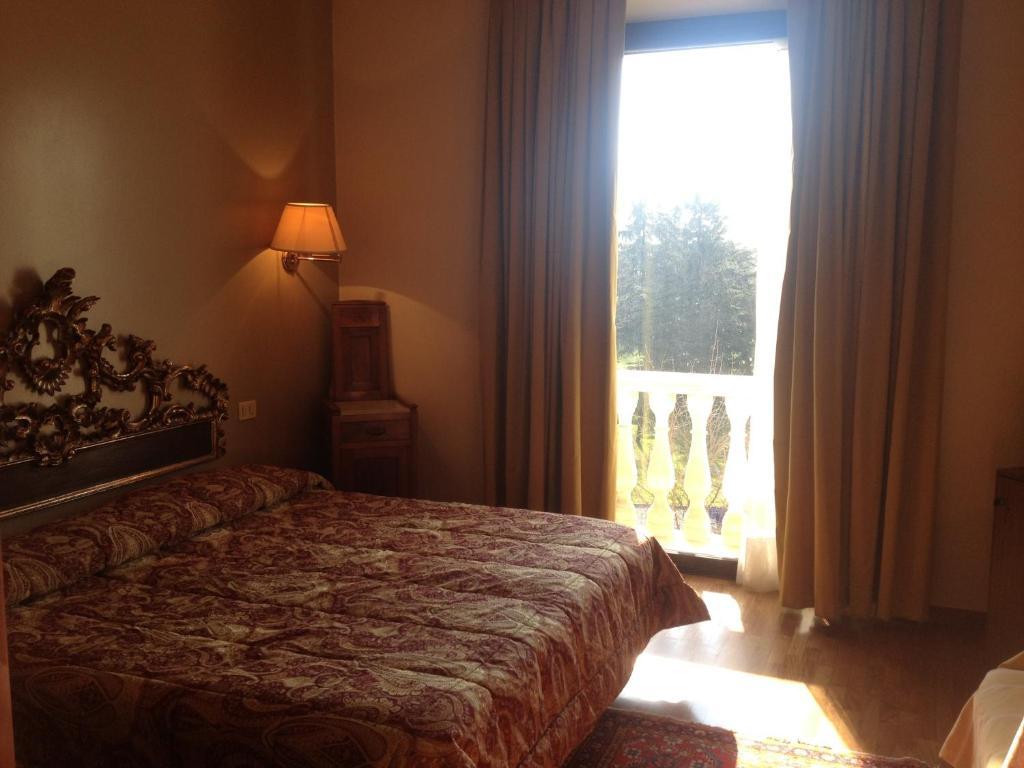 Villa Belvedere 1849 Misano di Gera dʼAdda Eksteriør billede